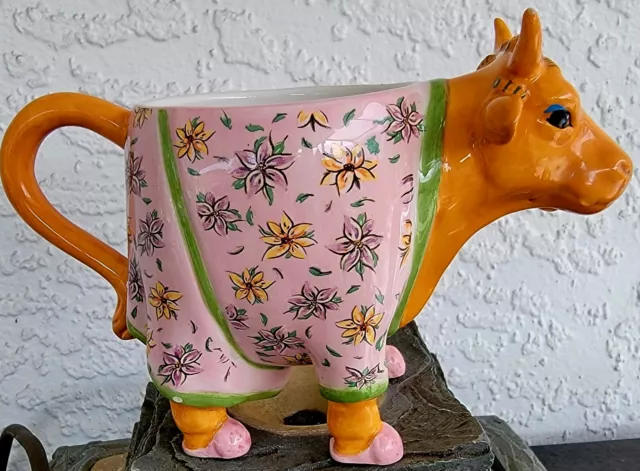 Cow Parade Figure 'The Early Show Mug' #7419 - Ceramic - 2001 - Vase - Display