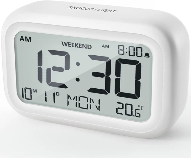 Reloj despertador digital DOOMAY de cabecera - reloj alimentado por batería con pantalla LCD y