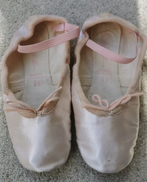 KATZ PINK SATIN ballet shoes, size 1 1/2 £4.99 PicClick UK