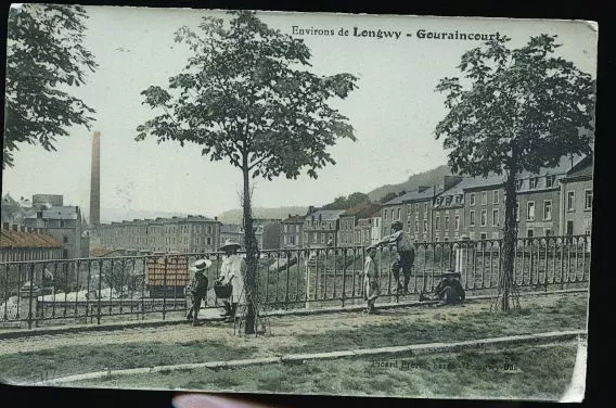 Gouraincourt Brilliant Luxury Card