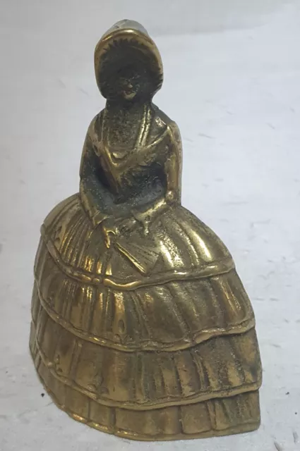 Ancienne CLOCHETTE / CLOCHE / SONNETTE  REPRÉSENTANT FEMME DU XIX ÈME EN BRONZE 3