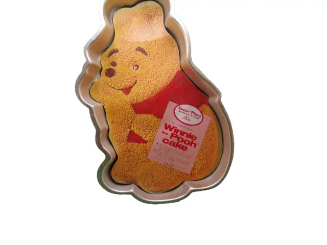 Disney Winnie Pooh Wilton issued Cake Pan 515-401 vintage