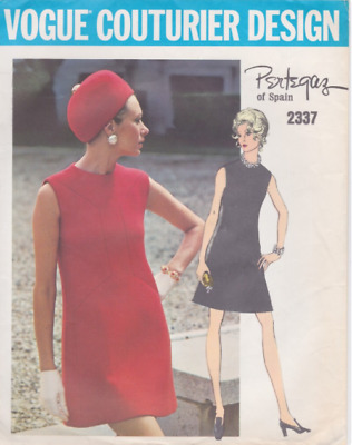 Vintage Vogue Couturier Design 2337 Designer Pertegaz  Size 14 B: 36 H: 38