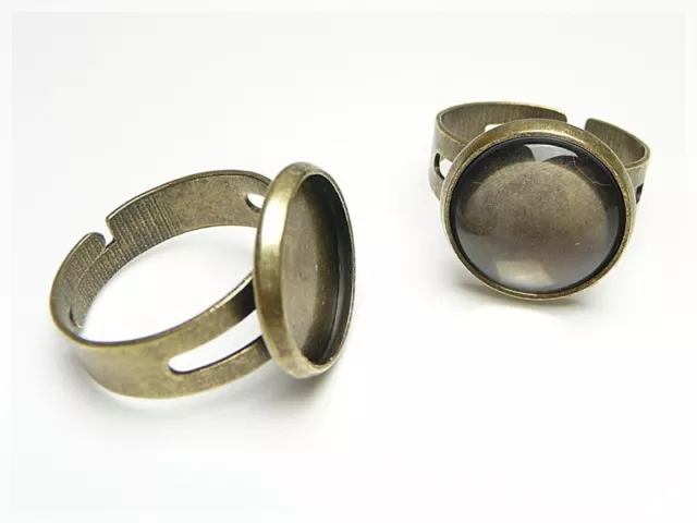 4 Ringrohlinge in antik Bronze für 14 mm Cabochon