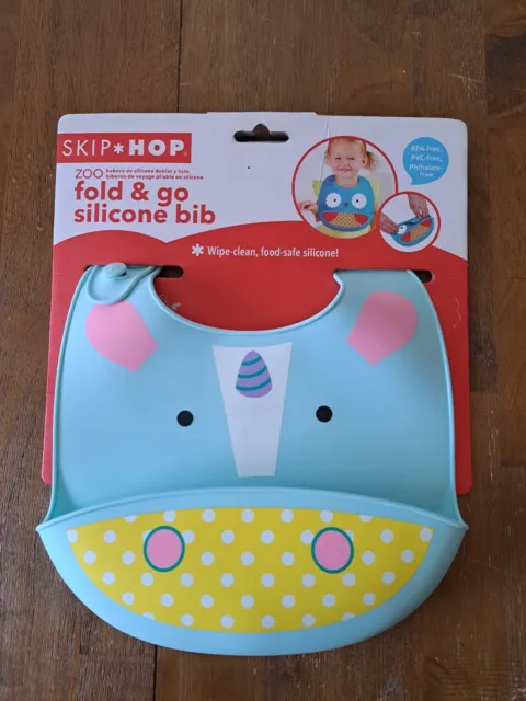 New Skip Hop Zoo Fold & Go Silicone Bib~ Wipe Clean~ Dishwasher Safe