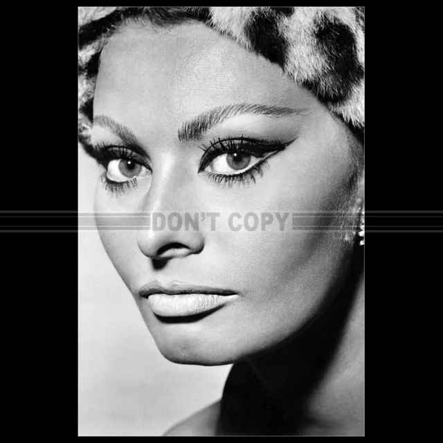 Photo F.011167 SOPHIA LOREN (ARABESQUE) 1966