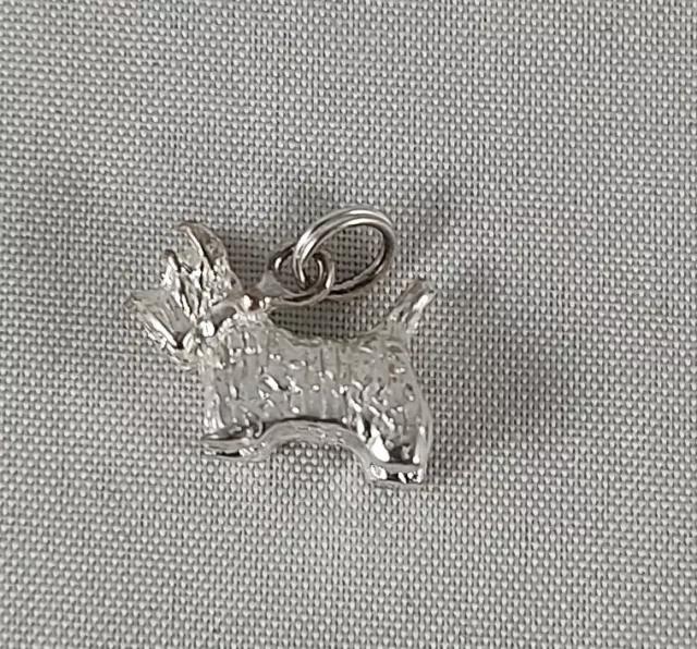 Sterling Silver Scottish Terrier Scottie Dog Charm. SWEET!