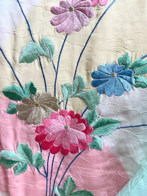 Vintage Japanese Silk kimono - Furisode Kimono robe with beautiful embroidery 3