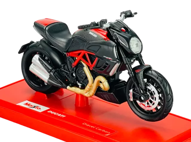 Maisto Ducati Diavel Carbon 1:18 Motorrad Die Cast Model Neu Im Kasten 39323