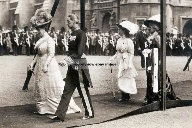 mm840 - Queen Mary and Princess Mary - Royalty print 6x4