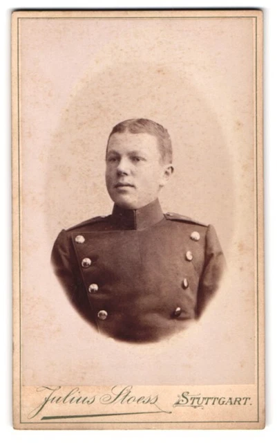 Fotografie Julius Stoess, Stuttgart, Eberhardstr. 47, Portrait junger Musketier