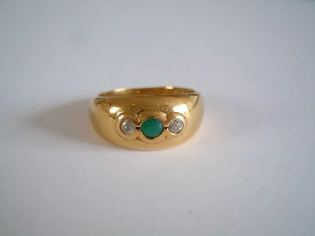 Alter vergoldeter Ring mit hochwertigen Steinen 1 x grün/2 x klar 4,4 g/Gr.54