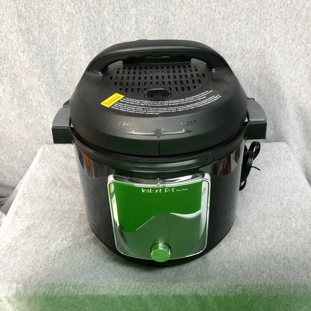 INSTANT POT DUO Crisp Multicooker Air Fryer 11in1 8qt OPEN BOX NWB