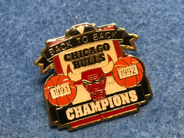 Pin Pins aus Sammlung CHICAGO BULLS NBA 1992