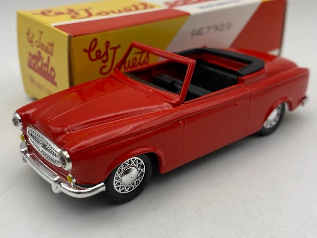Le cabriolet Peugeot 403 de 1960 en miniature par Norev au 1/43e