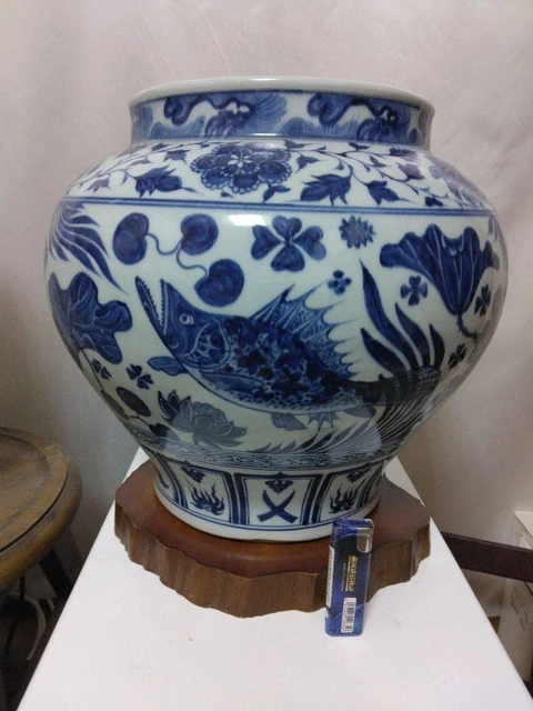 中国美術 青花 女人紋 瓶 高30.5cm(LC140) 中国美術 青花 女人紋 瓶 高30.5cm(LC140) 中国美術 青花 女人紋 瓶