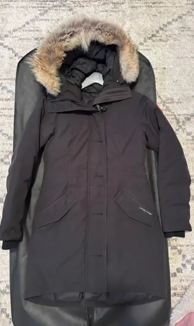 Canada Goose Rossclair Parka Heritage  W/Coyote Trim Hood Size SMALL Black 2