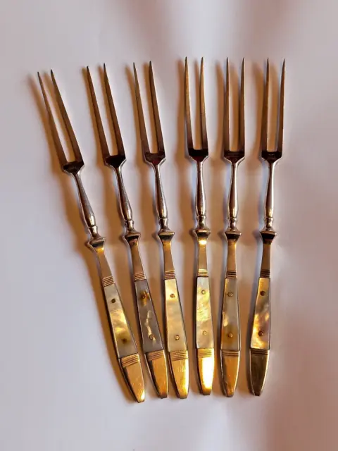 Antique Set Of Six Pickle Forks With Mother Of Pearl Design