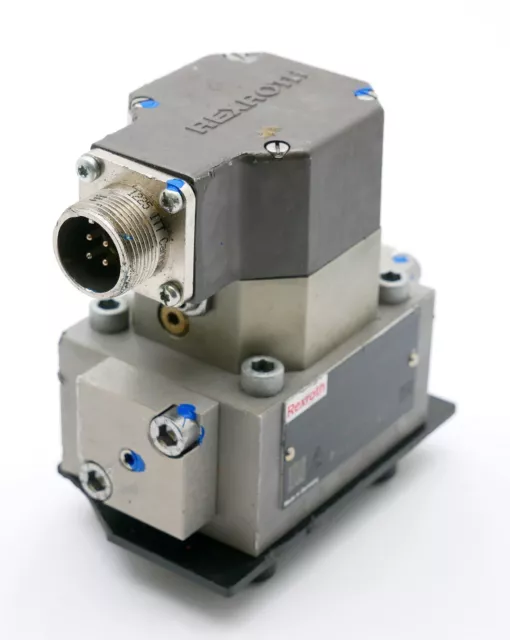 Rexroth 4WS2EM10-45/45B2ET315K8DM R900383936 Servovalvola a percorso -usata/Attn-