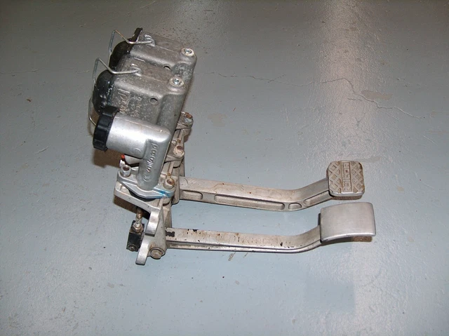 Tilton Dual Pedal Reverse Mount Hanging Brake/Clutch Pedal w/Wilwood Cylinders