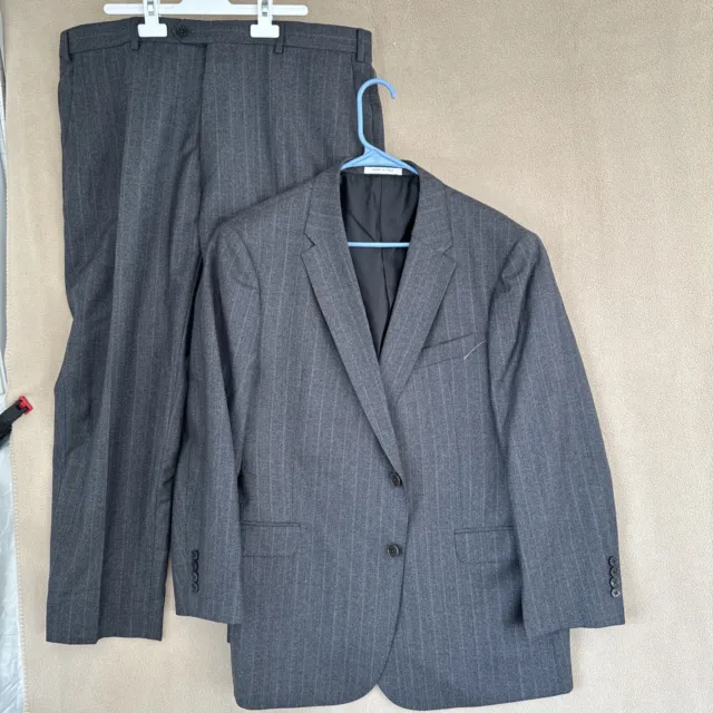 Armani Collezioni Men’s "M" Line Gray w/ Red pin stripe Suit 44R ITA 46 tag 45"