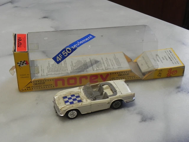 NOREV 144 Triumph TR5 Rouge 1/43 - Miniature Collection Occasion