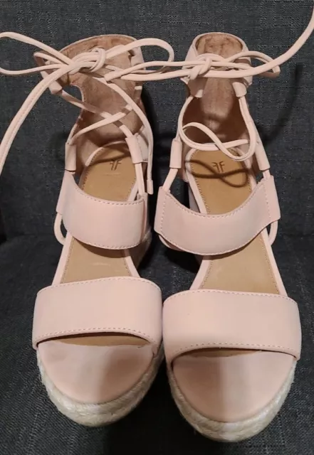 Frye hotsell roberta ghillie