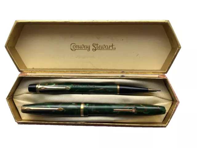 Green Marble Conway Stewart writing set 14ct Gold nib