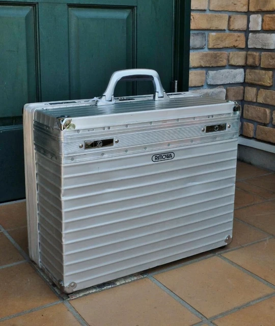 【RIMOWA】ORIGINAL PILOT SILVER 92551004 Original Pilot Case | Small Carry-On Suitcase | Silver | RIMOWA