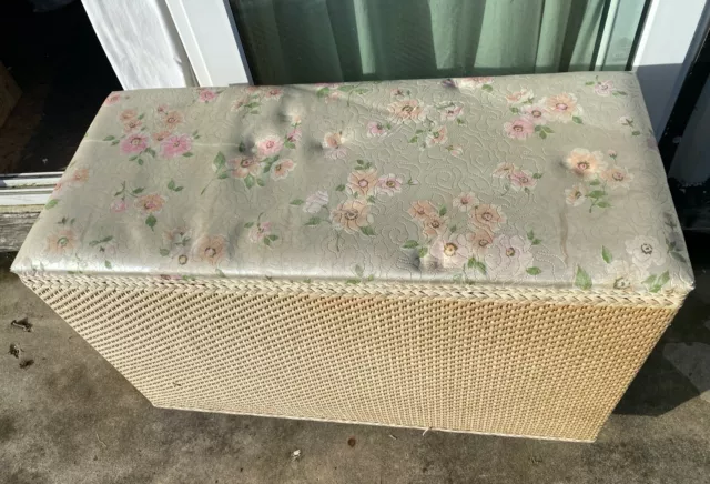 Lloyd loom lusty blanket box best sale