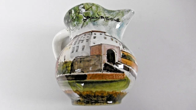 petit pichet porcelaine village sallasone
