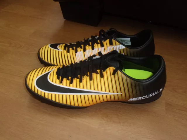 Mercurial nere e clearance arancioni