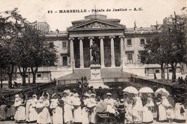 13  Cpa Debut 1900  Marseille Palais De Justice  Les Nourrices