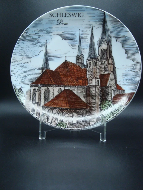 Royal Porzellan Bavaria KPM Germany Handarbeit SCHLESWIG Dom Souvenir plate 7.5"