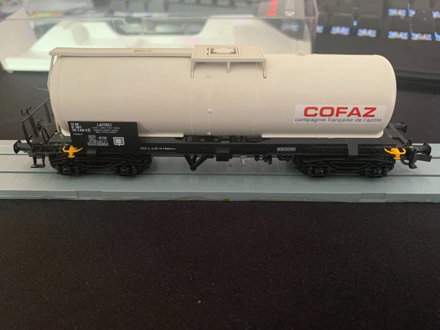 ELECTROTREN HE6026 &ndash; Vagone Cisterna RENFE Epoca IV, Scala HO, Nuovo