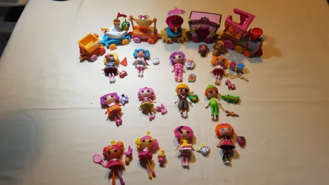 Lalaloopsy Mini Train And Figures ×12+ Accessories  Collection