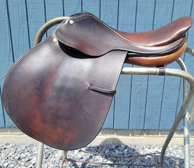 E. Jeffries Close Contact 17" Saddle E. Jeffries Close Contact 17" Saddle