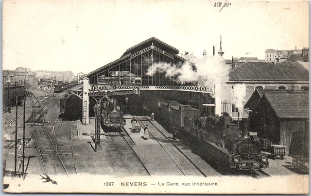 58 NEVERS - la gare vue interieure -