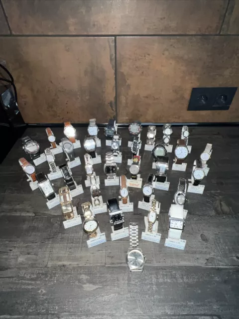 lot de 35 montres