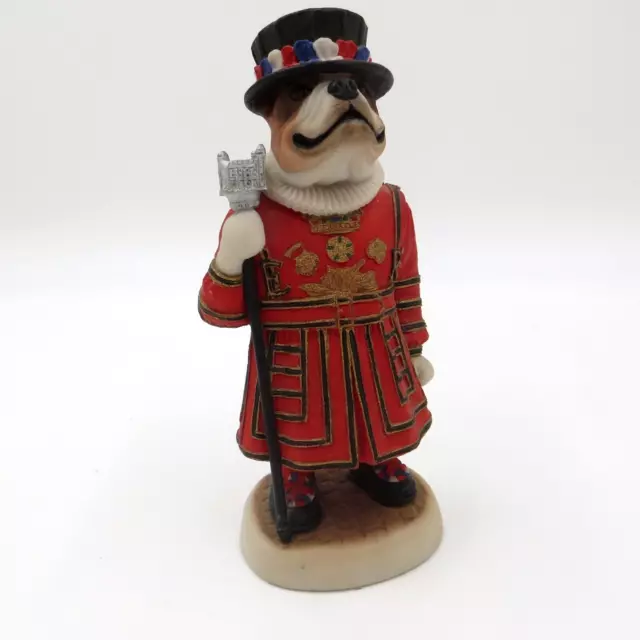 Doggie People English Bulldog Beefeater Figurine 1994 Robert Harrop CC66