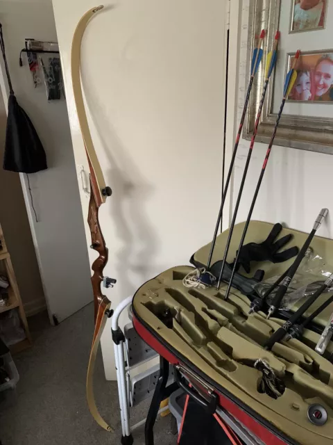 Les Hollis Bow and Archery equipment pre owned