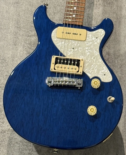 Rabbit is USA-2 Korina 青　P-90+Humbucker RABBIT IS USA-2 Used Korina body Rosewood fingerboard Blue w