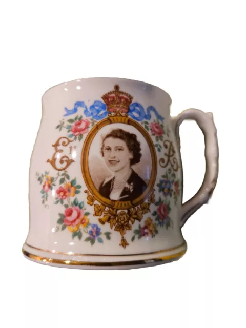 Queen Elizabeth II Coronation Royal Albert 1953 Mug / Cup 14k Gold Tr