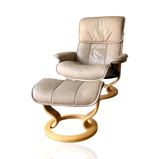Ekornes Stressless Admiral Swivel Rocker Recliner Lounge and Ottoman Large Ekornes Stressless Admiral Swivel Rocker Recliner Lounge and Ottoman Large