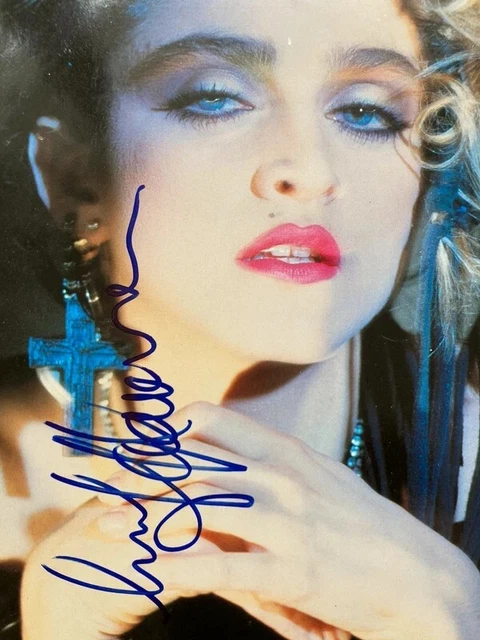Très belle photo AUTOGRAPHE KIM NOVAK avec certificat d'authenticité