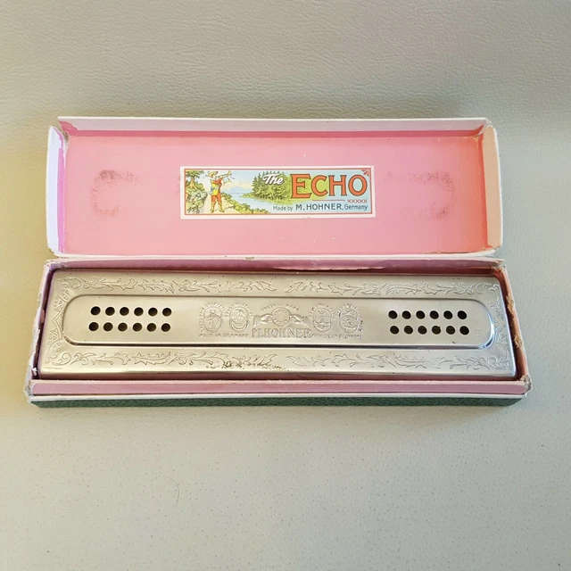 The Echo Harp Harmonica Vintage - M. Hohner, Germany