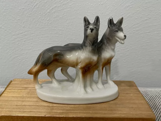 Vintage Japonais Porcelaine Figurine De 2 Chiens Possiblement Allemand Bergers