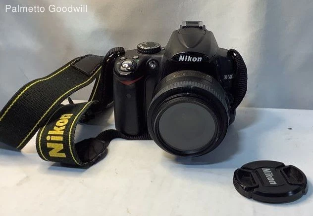 NIKON D5000 AF-S NIKKOR 35mm 1:1.8G $49.43 - PicClick CA 