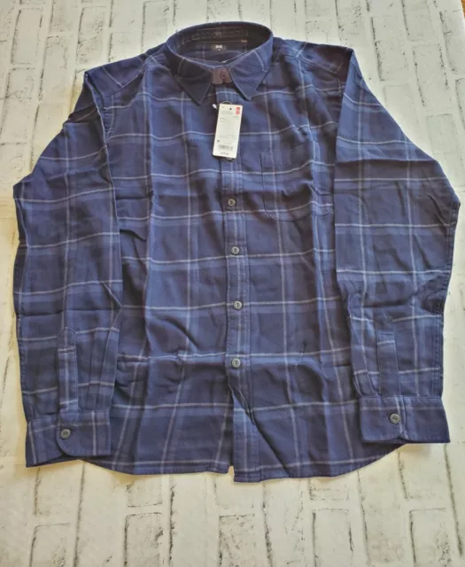 Men's size Medium Uniqlo Flannel checked long sleeve shirt in navy-NWT