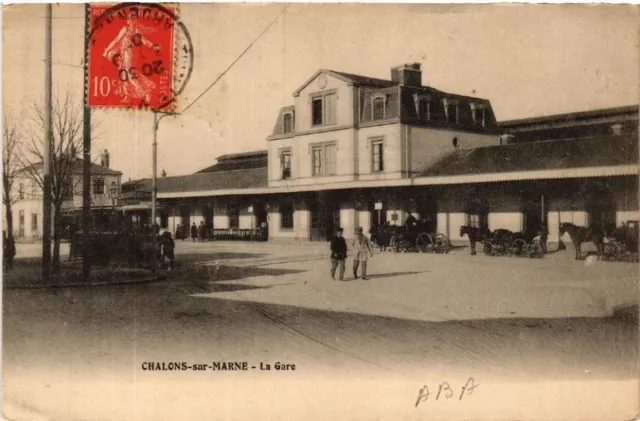 CPA CHALONS-sur-MARNE La Gare (490969)